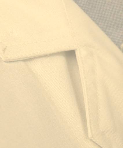 Deluxe Finish: 1/4" Edge Stitching